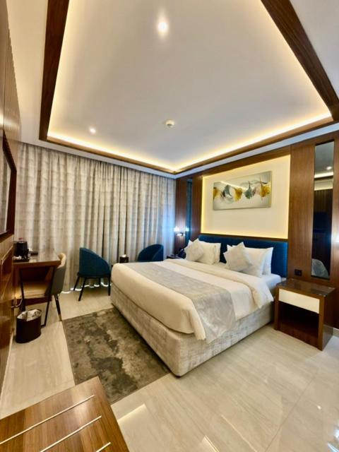 Suite with Balcony